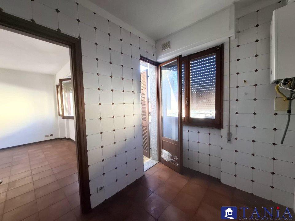 Vendita Quadrivani, Carrara foto
