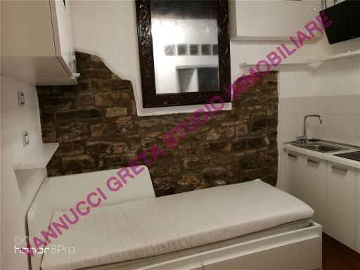 Affitto CIVILE ABITAZIONE, Firenze foto