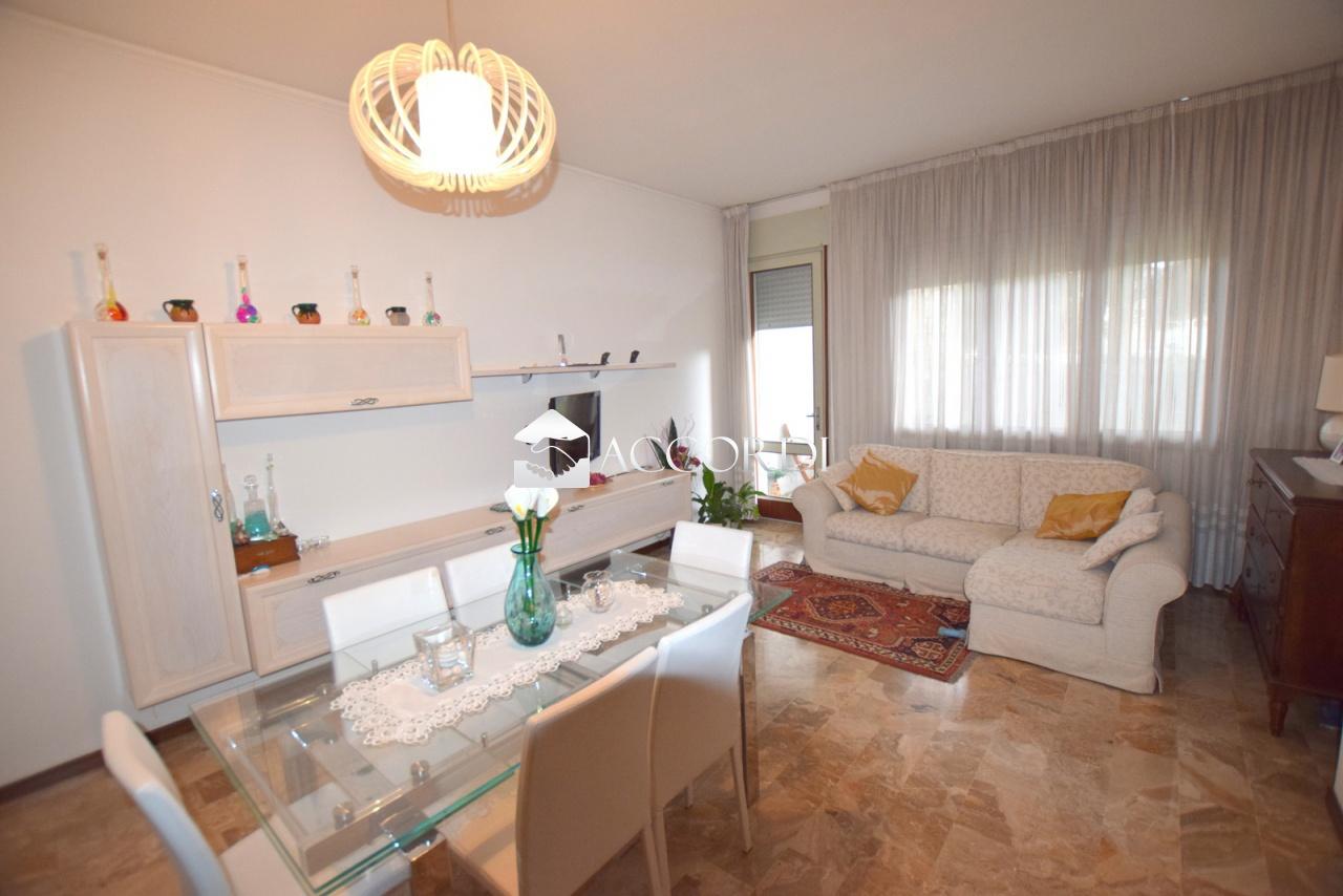 Venta Multivani, Montebelluna foto