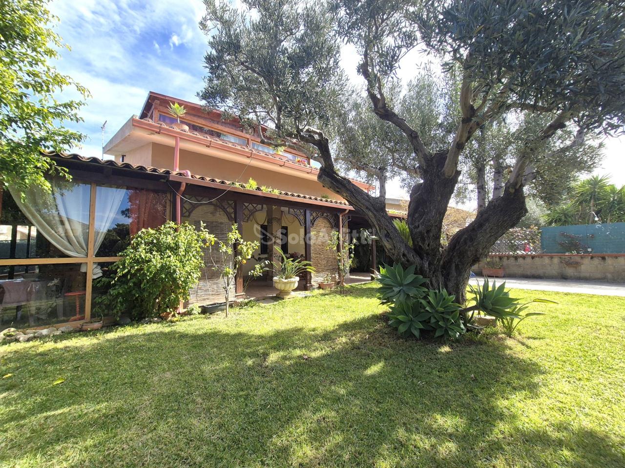 Affitto Villa, Borgia foto