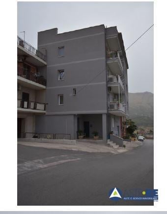 Vendita Quadrivani, Priverno foto