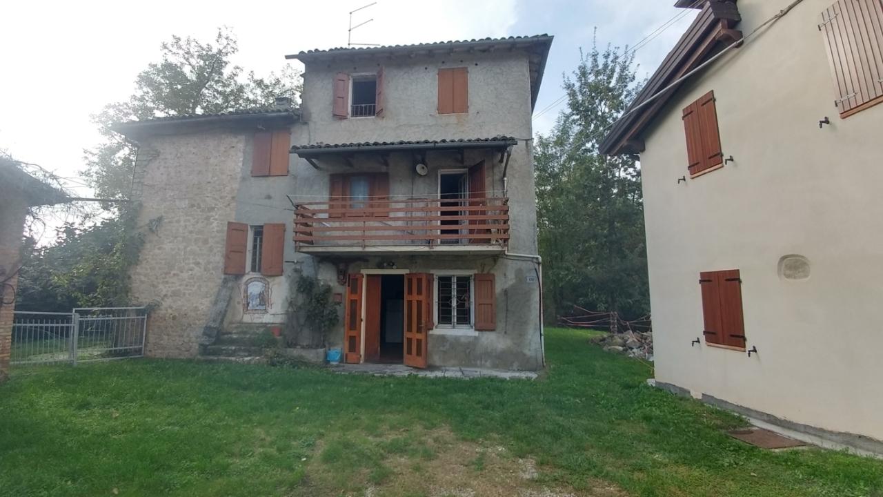 Vendita Pentavani, Zocca foto