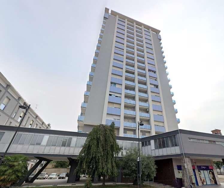 Vendita vendita, Busto Arsizio foto