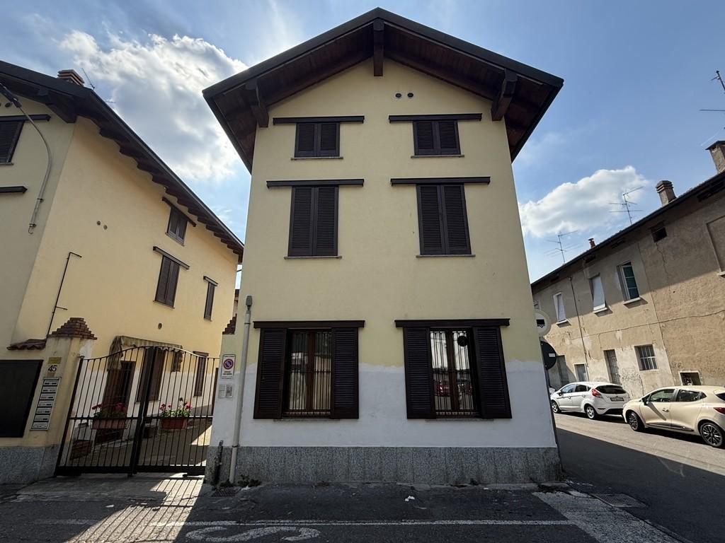 Vendita Appartamento, Seregno foto