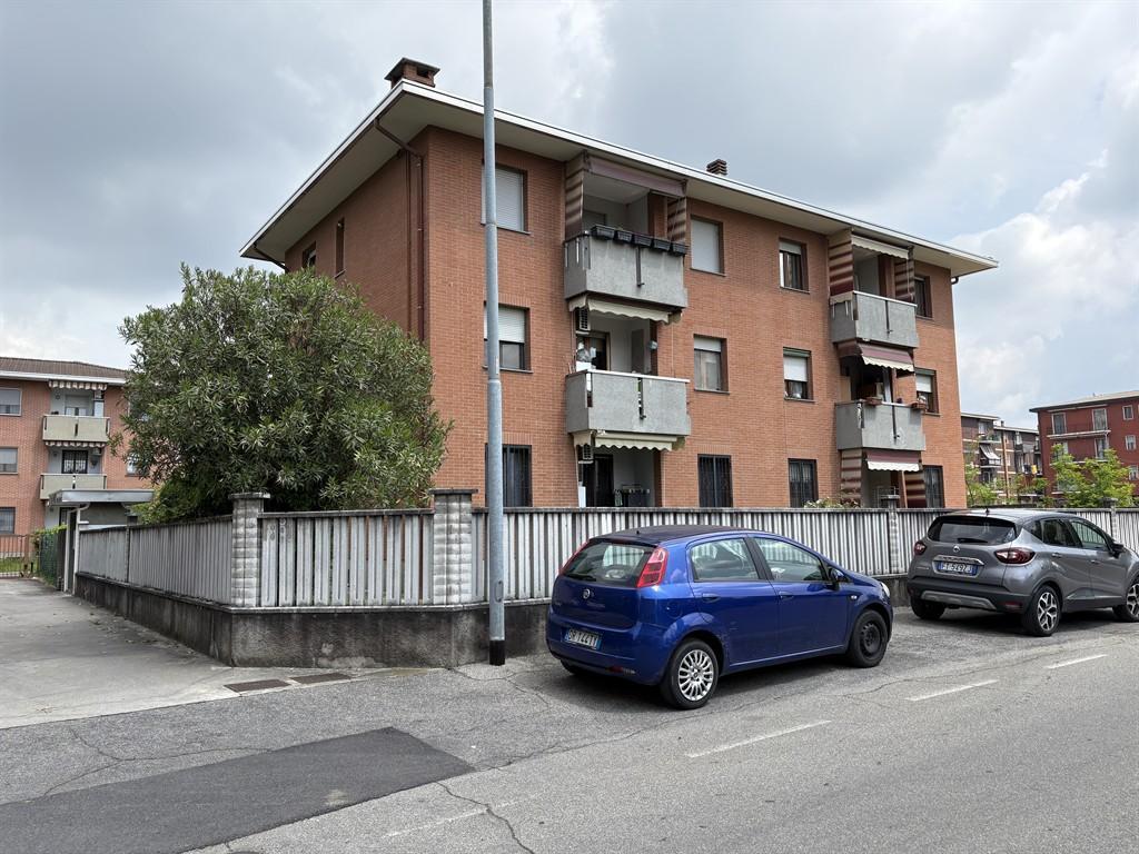 Affitto Appartamento, Solaro foto