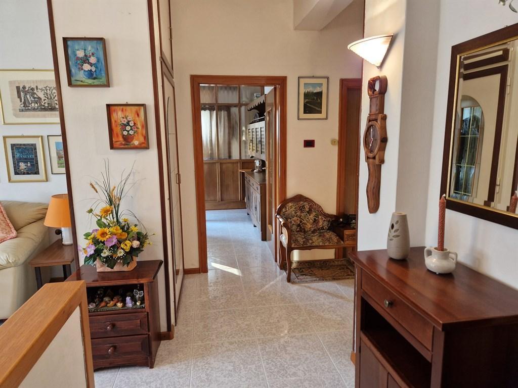 Vendita Appartamento, Trento Vendita Appartamento, Trento foto