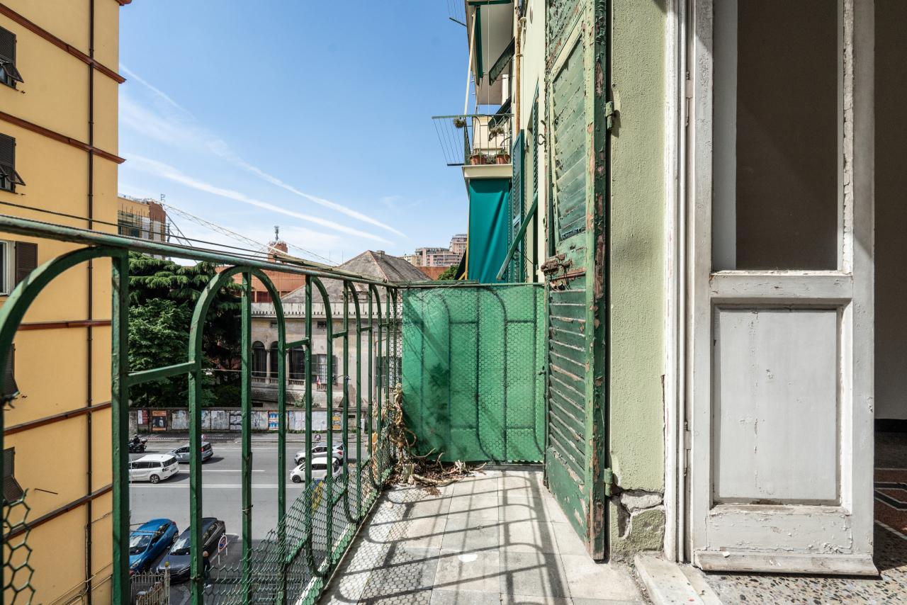 Vendita Trivani, Genova foto