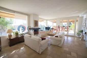 Sale Multivani, Monteroni di Lecce Sale Multivani, Monteroni di Lecce