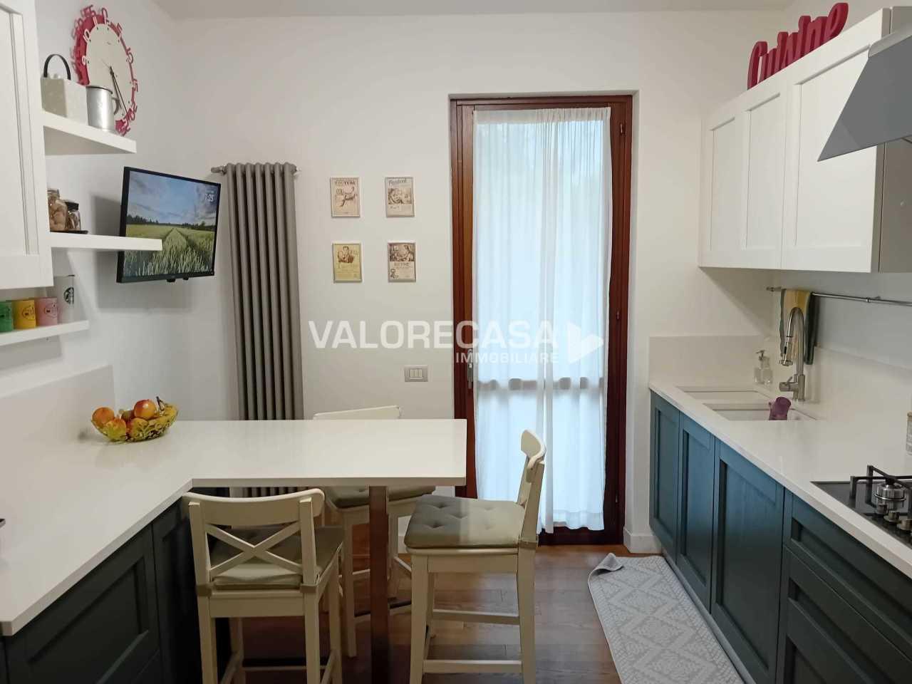 Vendita Eptavani, Carrara foto