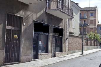 Affitto 2 vetrine, Settimo Torinese Affitto 2 vetrine, Settimo Torinese