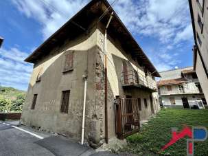 Vendita Rustico / Casale, Cisano Bergamasco Vendita Rustico / Casale, Cisano Bergamasco