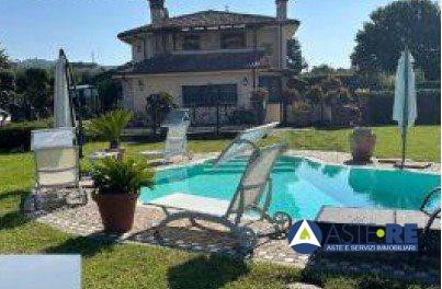 casa indipendente in vendita a Marino