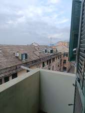 Vendita Eptavani, Genova