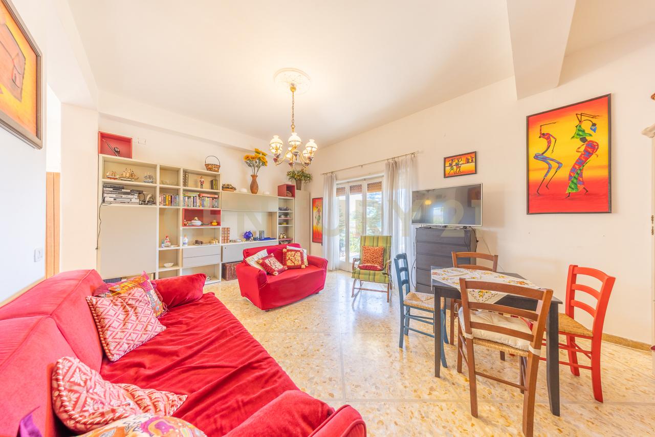 Vendita Multivani, Anzio foto