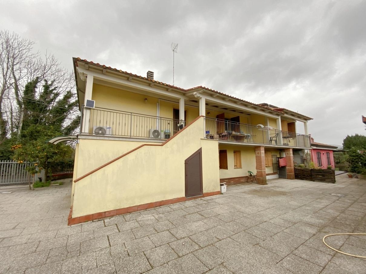 Vendita Esavani, Santo Stefano di Magra foto