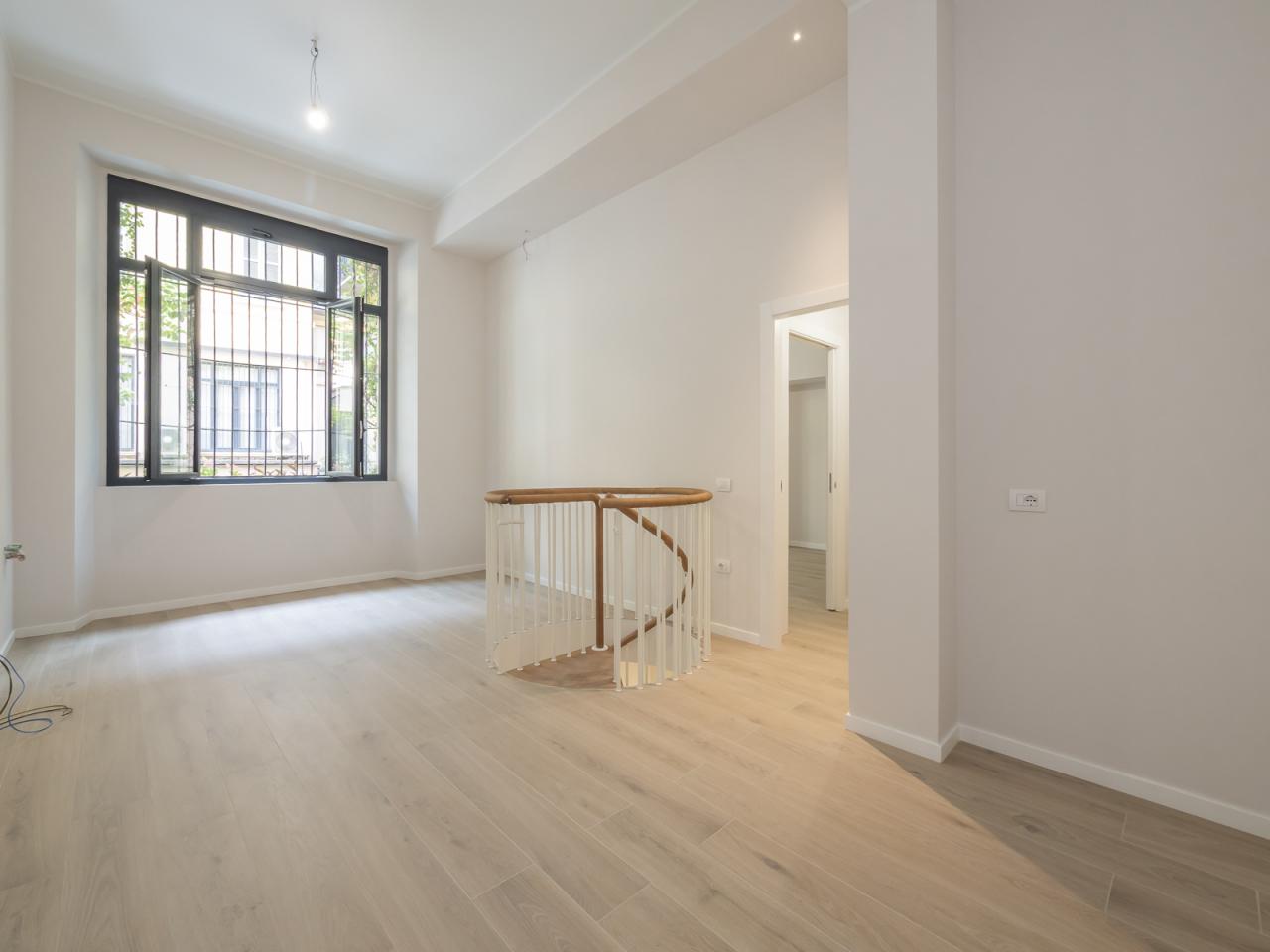 Vendita Monovano, Milano foto