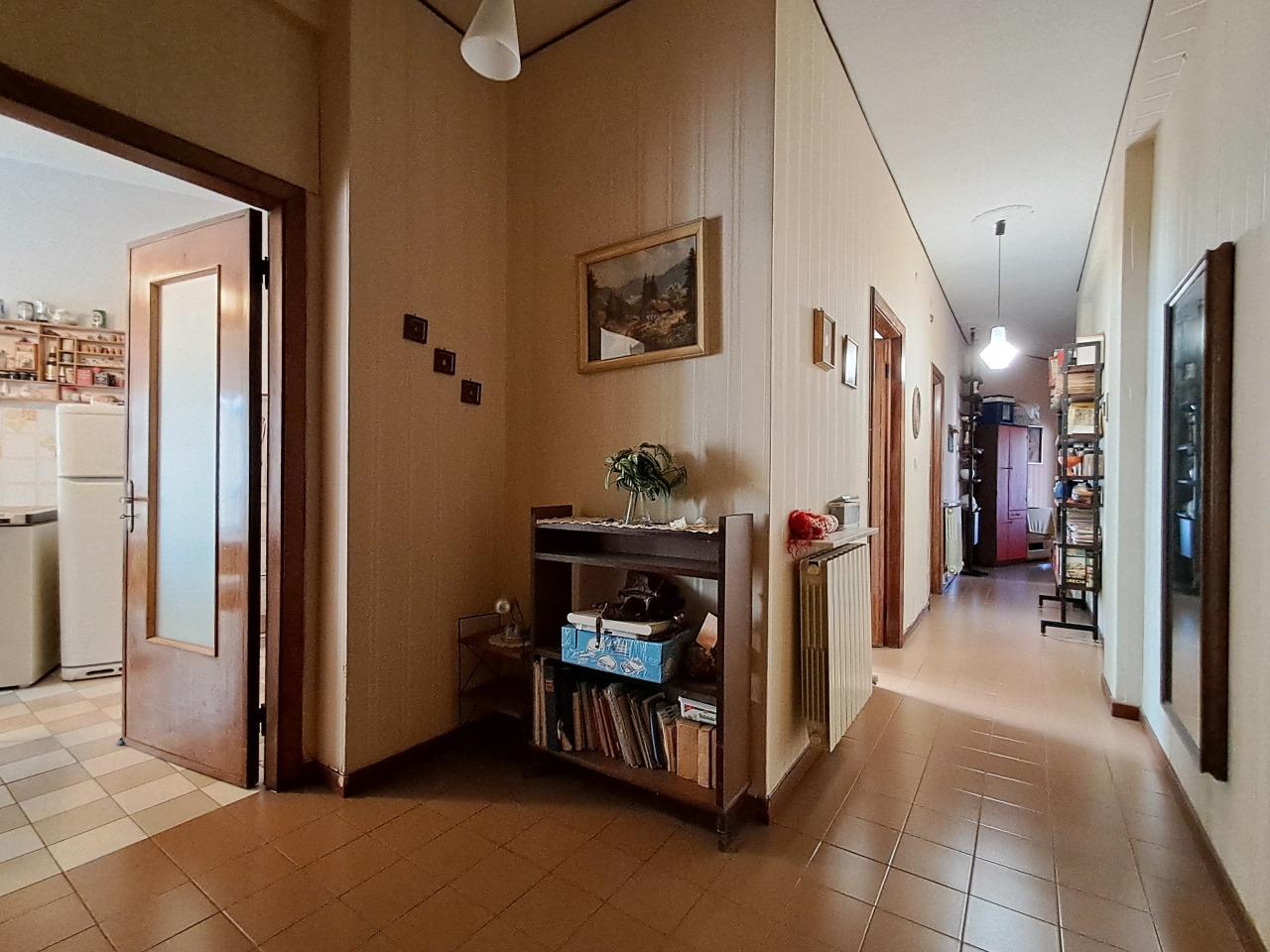 Vendita Quadrivani, Savona foto