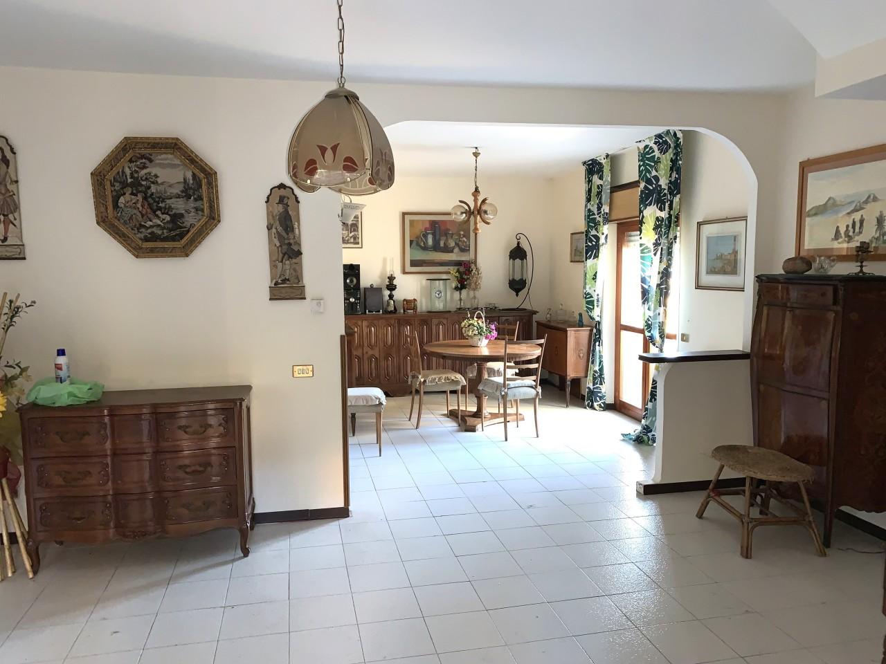 Vendita Multivani, Fiuggi foto