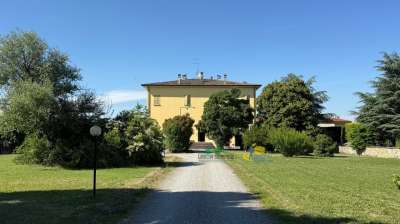 Vendita Quadrivani, Collecchio Vendita Quadrivani, Collecchio