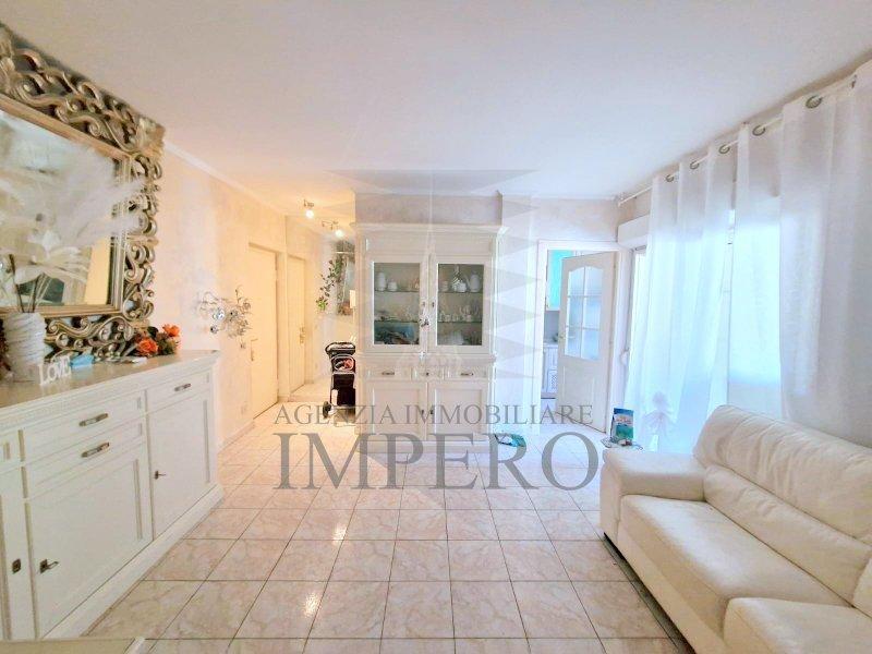 Vendita Quadrivani, Ventimiglia foto