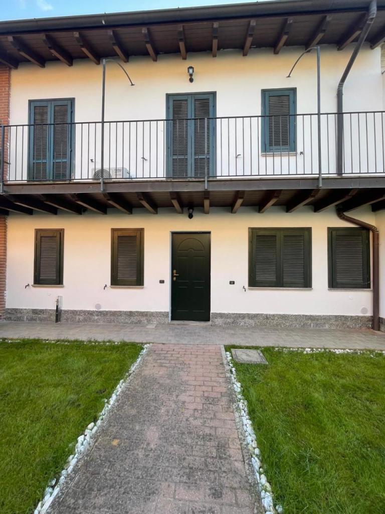 Vendita Trivani, Pieve Porto Morone foto