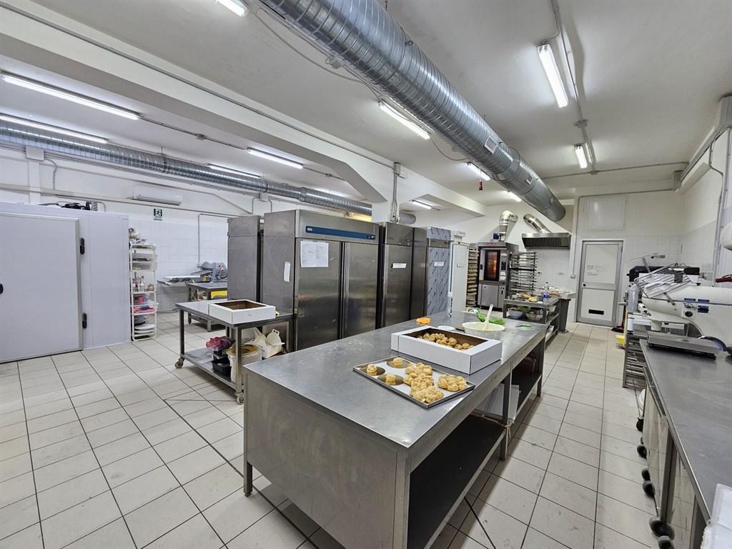 Vendita Immobile Commerciale, Roma foto