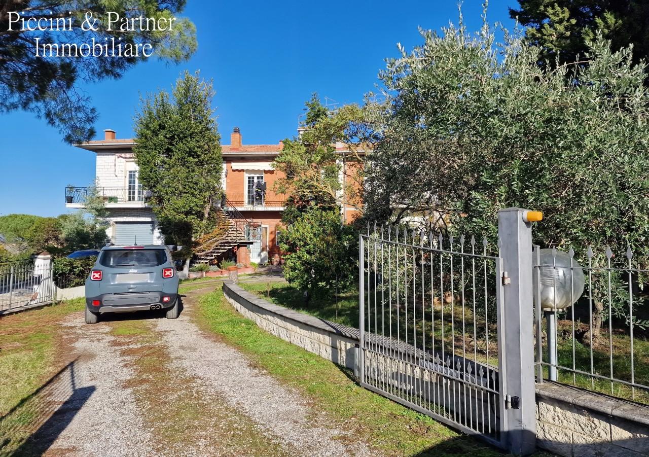 Vendita Pentavani, Montepulciano foto