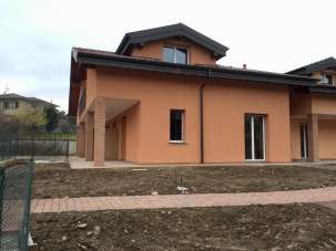 Affitto Villa a schiera, Azzate Affitto Villa a schiera, Azzate