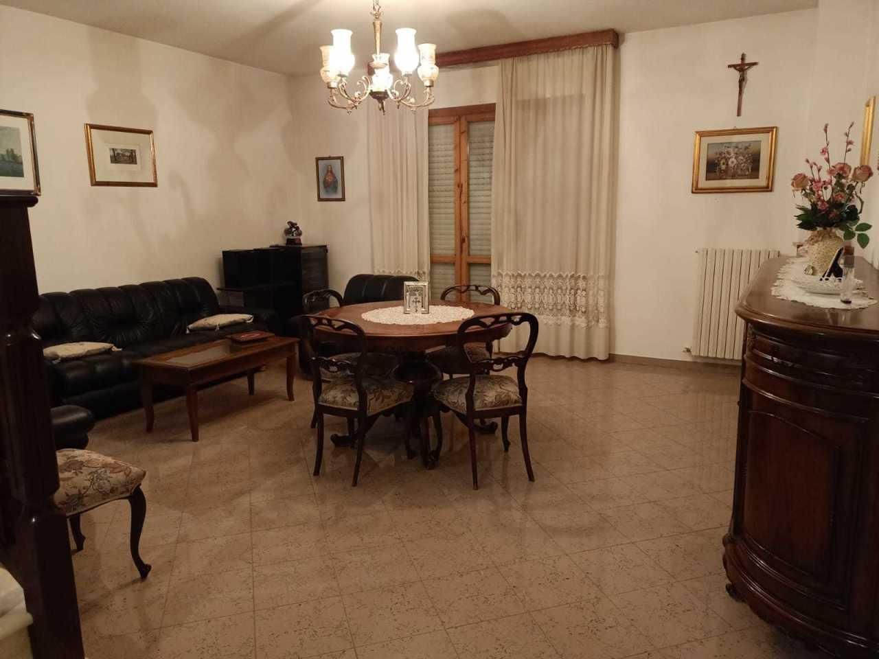 Vendita Multivani, Offida foto