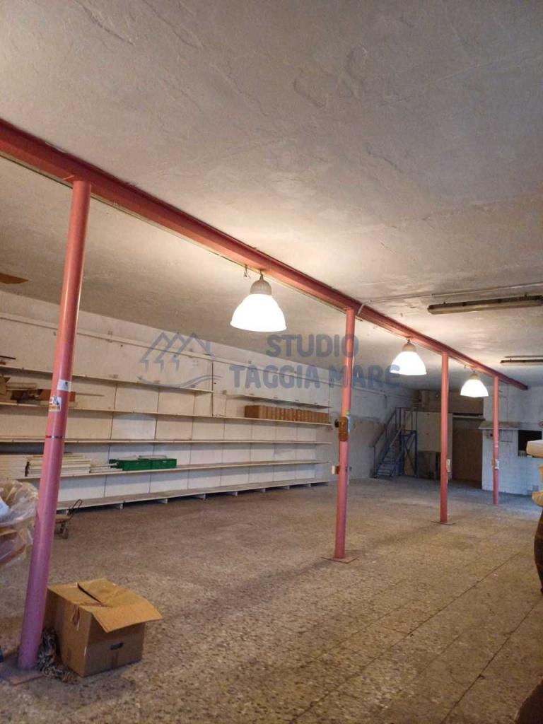 Vendita Monovano, Taggia foto