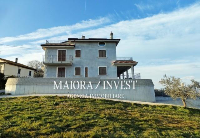 Vendita Trivani, Castorano foto