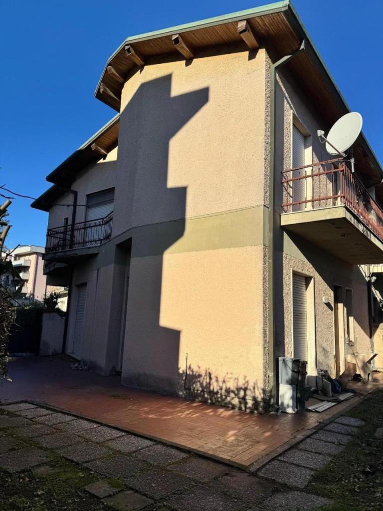 Vendita Eptavani, Viareggio foto