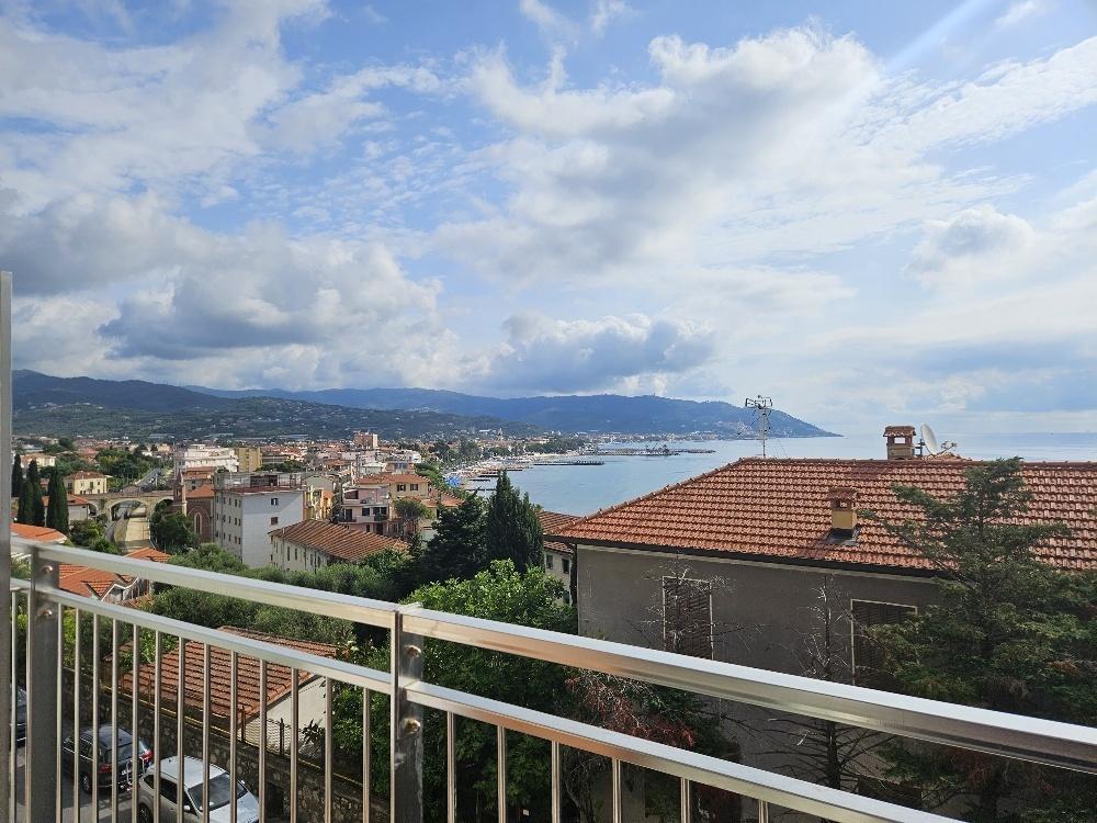 Vendita Monovano, Diano Marina foto