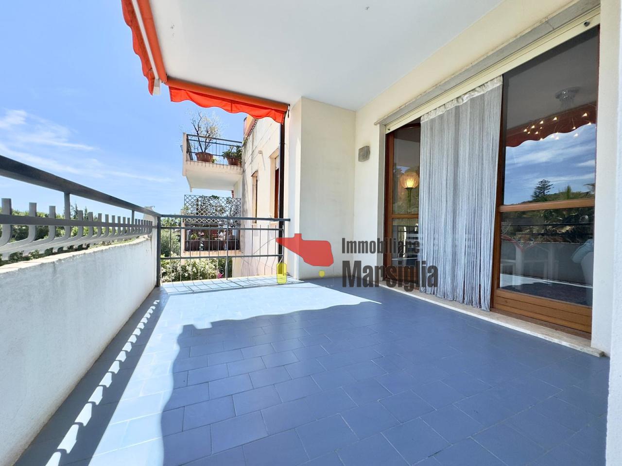 Vendita Monovano, Sanremo foto