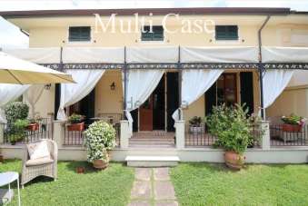 Vendita Villa, Camaiore Vendita Villa, Camaiore