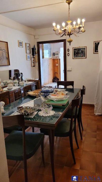 Vendita Quadrivani, Carrara foto