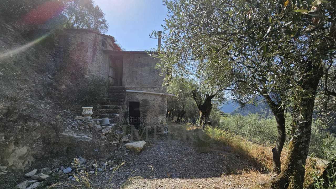 Vendita Trivani, Airole foto