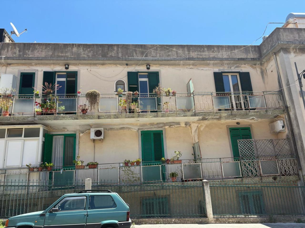 Vendita Pentavani, Messina foto