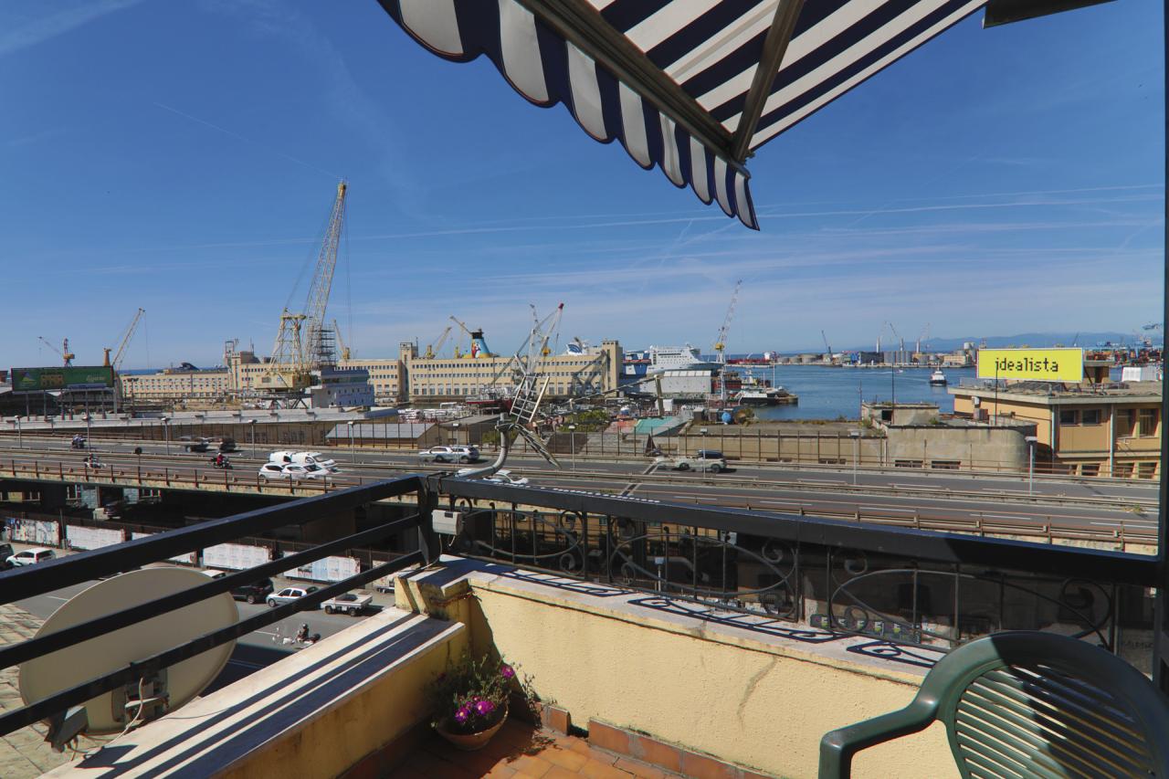 Vendita Quadrivani, Genova foto