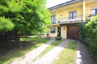 Vendita Villa, Lucca Vendita Villa, Lucca