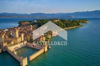 Vendita Appartamento, Sirmione Vendita Appartamento, Sirmione