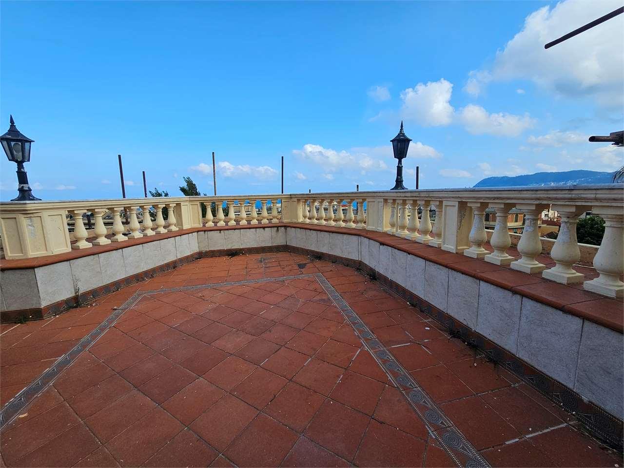 Vendita vendita, Alassio foto
