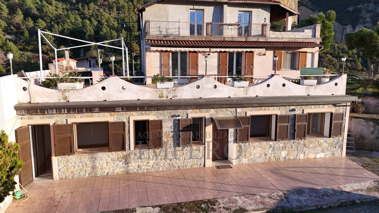 Vendita Quadrivani, Camporosso foto