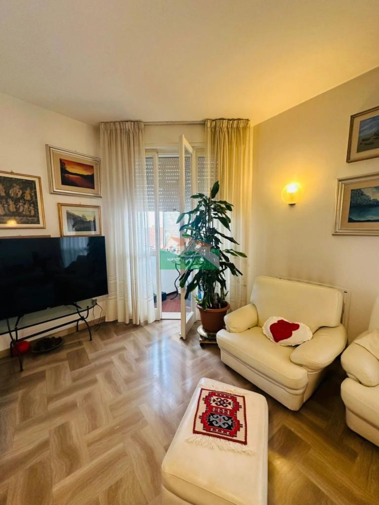 Vendita Pentavani, Ravenna foto