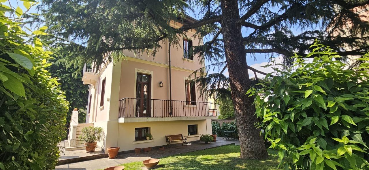 Vendita Ville, Brescia foto