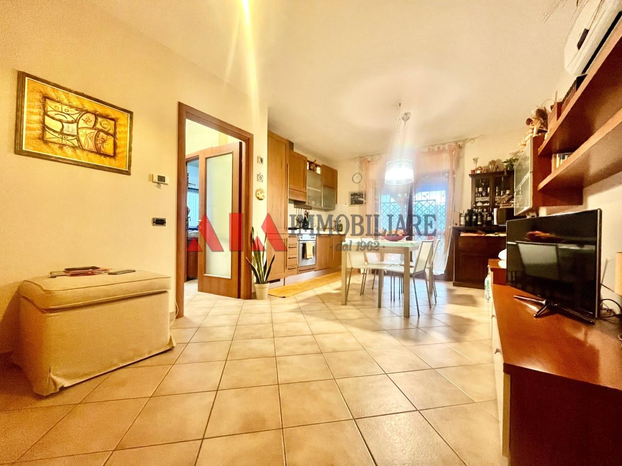 Vendita Trivani, Pontedera foto