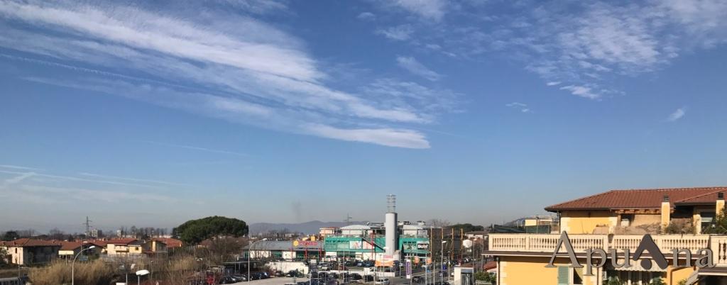 Vendita Appartamento, Massa foto