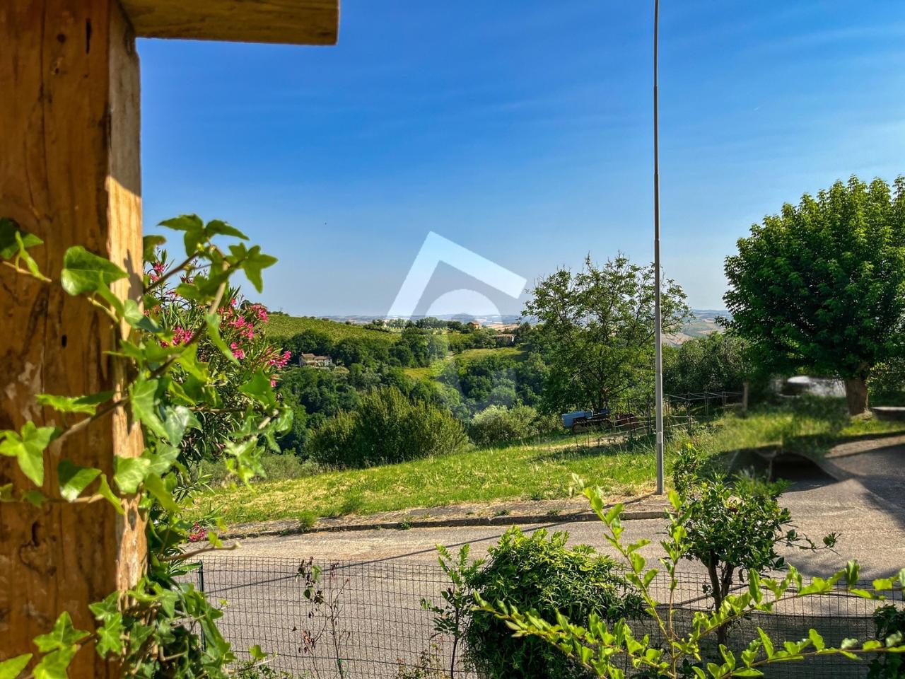 Vendita Quadrivani, Montecarotto Vendita Quadrivani, Montecarotto foto