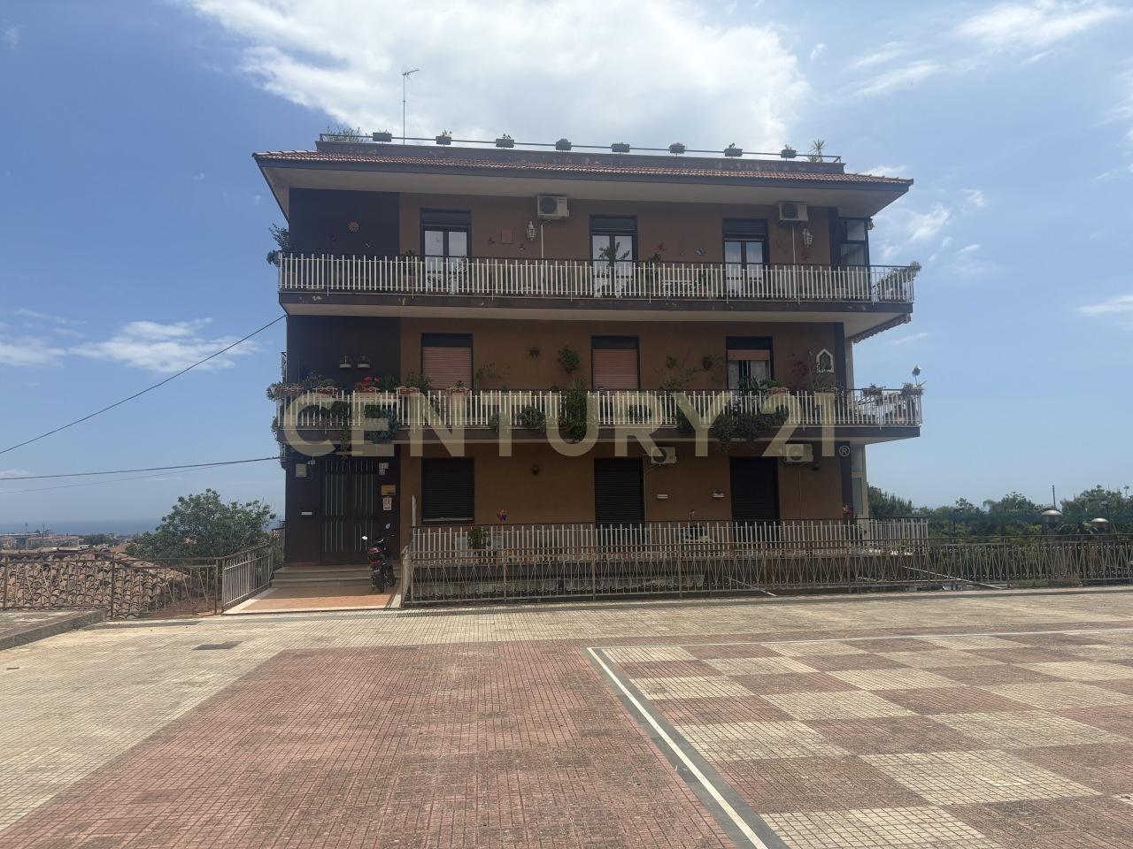 Vendita Quadrivani, Aci Catena foto