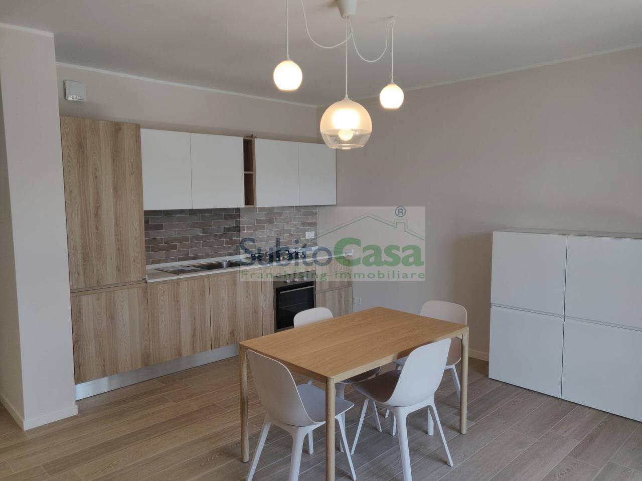 Affitto Appartamento, Chieti foto